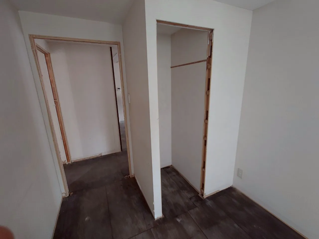 マンション部分改修の解体工事|収納まわりの解体
